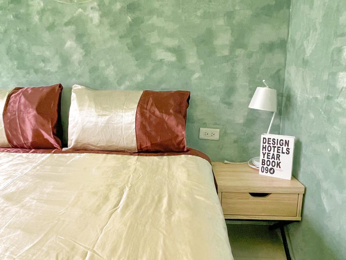 Kaohsiung Raifong Corner Homestay Extérieur photo