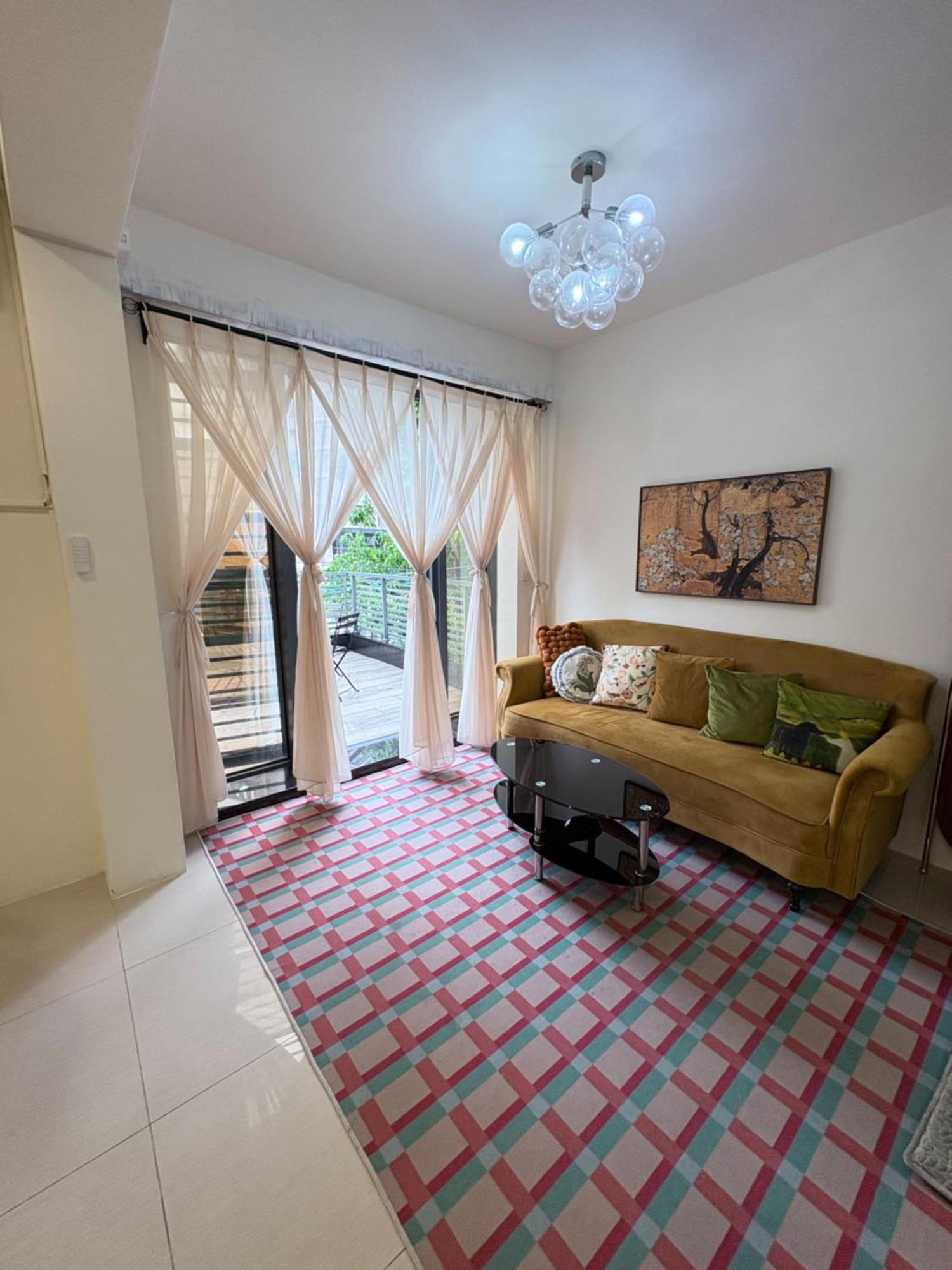 Kaohsiung Raifong Corner Homestay Extérieur photo