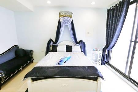 Kaohsiung Raifong Corner Homestay Extérieur photo