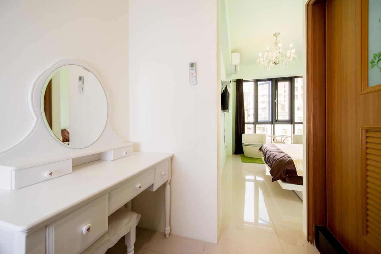 Kaohsiung Raifong Corner Homestay Extérieur photo
